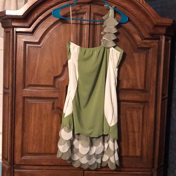 dress - Picture 3 of 3